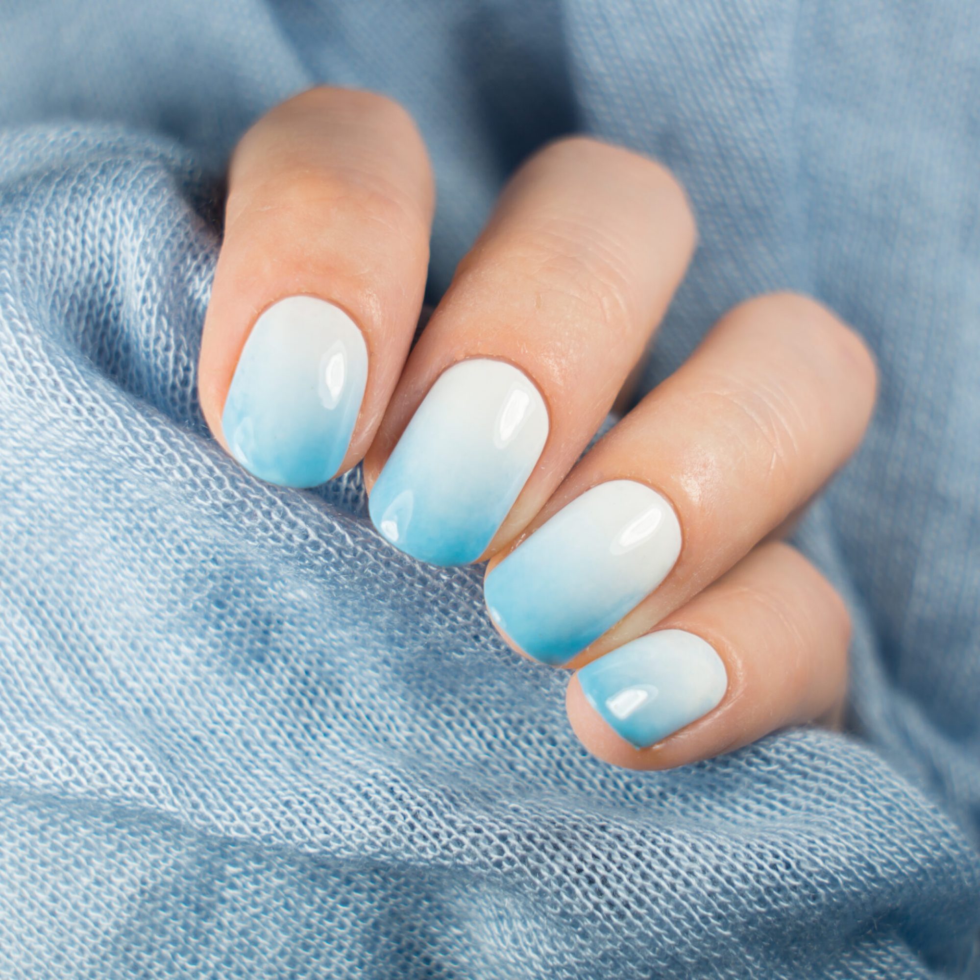 Beautiful,Blue,Manicure,In,Light Beautiful,Blue,Manicure,In,Light